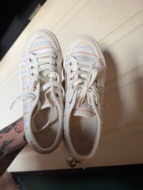 Roxy platform lace up shoe